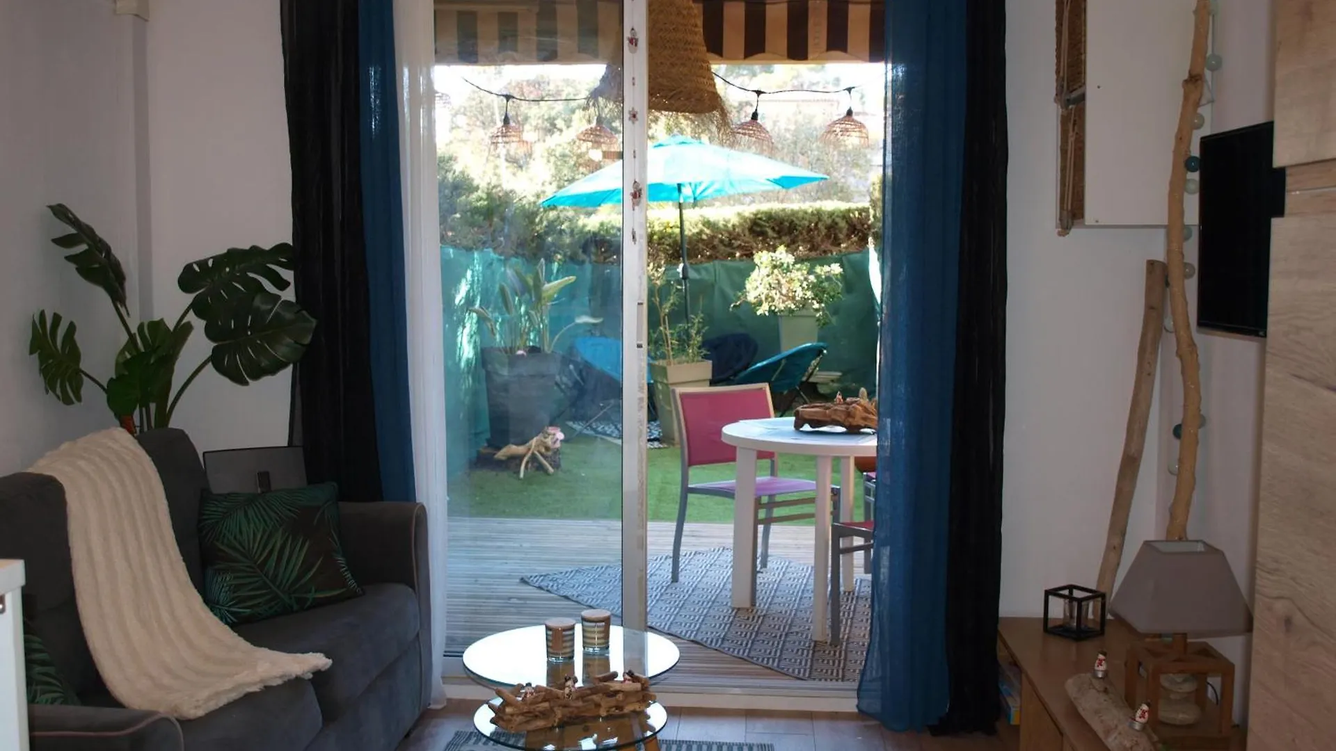 Apartment Studio Le Mistral Saint-Raphael
