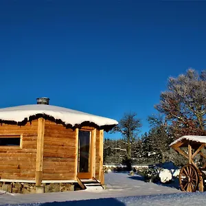 eco-yourte.hotels-rhonealpes.com/